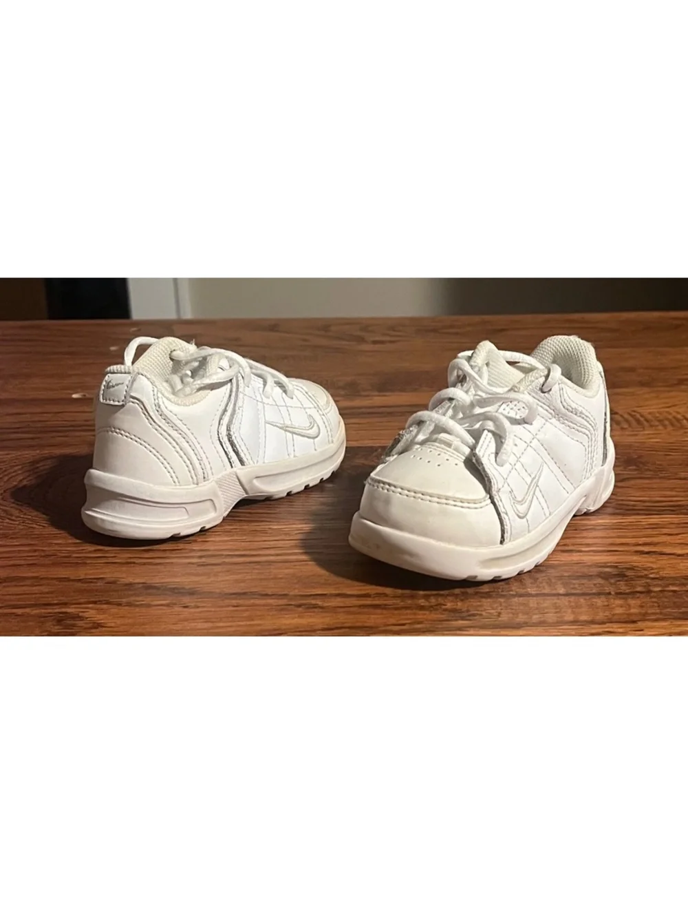 Nike White Toddler Athletic Sneakers Size 5c
